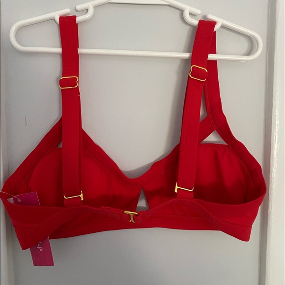 Xhilaration Bikini top - Picture 2 of 3